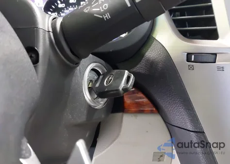 2011 Subaru Outback 3.6R Limited из США, поврежденный, VIN 4S4BRDKC3B2372254